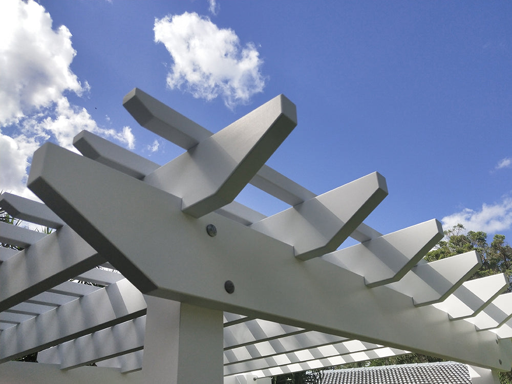 Splayed Pergola Profile - Premium Notched Pergola Kits - Painted in Hamptons Style Lexicon White or your selected custom colour. 